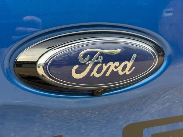 Ford Ranger 2.0 EcoBlue Stormtrak Pickup Double Cab 4dr Diesel Auto 4WD Euro 6 (s/s) (213 ps)