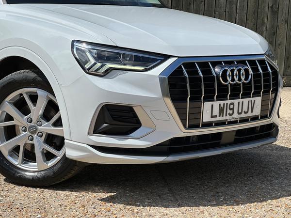 Audi Q3 1.5 TFSI CoD 35 Sport Euro 6 (s/s) 5dr