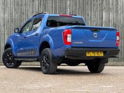 Nissan Navara 2.3 dCi N-Guard Auto 4WD Euro 6 4dr at 14th