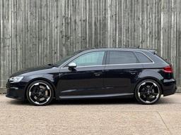 Audi RS3 2.5 TFSI Sportback S Tronic quattro Euro 6 (s/s) 5dr at 14th