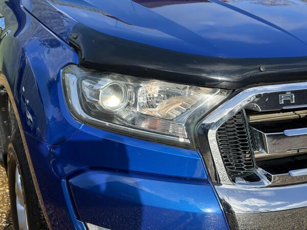 Ford Ranger 2.2 TDCi Limited 1 4WD Euro 5 (s/s) 4dr (Eco Axle)