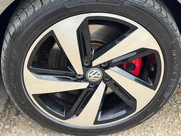 Volkswagen Polo 2.0 TSI GTI DSG Euro 6 (s/s) 5dr