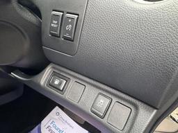 Nissan Navara 2.3 dCi Tekna Auto 4WD Euro 6 4dr at 22th