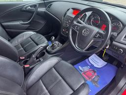 Vauxhall Astra 1.6i Limited Edition Euro 6 5dr at 2th
