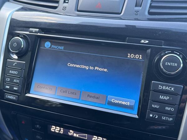 Nissan Navara 2.3 dCi Tekna Auto 4WD Euro 6 4dr