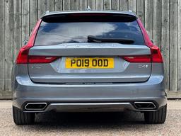 Volvo V90 2.0 D4 R-Design Auto Euro 6 (s/s) 5dr at 43th