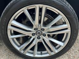 Volvo XC60 2.0 D4 R-Design Pro Auto AWD Euro 6 (s/s) 5dr at 31th