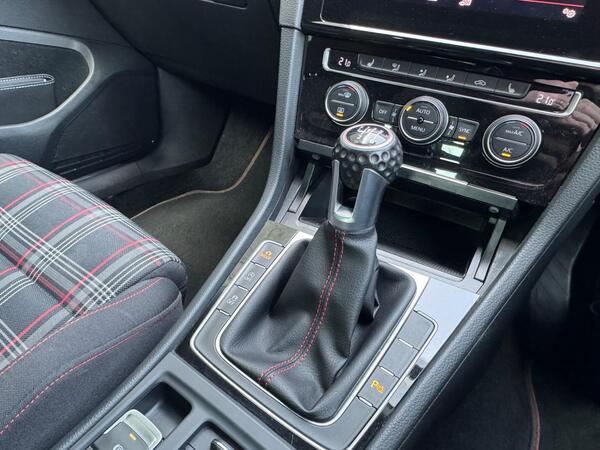 Volkswagen Golf 2.0 TSI GTI Performance Euro 6 (s/s) 5dr