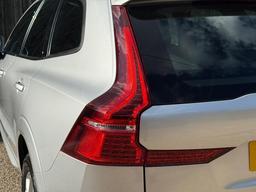Volvo XC60 2.0 T5 Momentum Auto AWD Euro 6 (s/s) 5dr at 47th