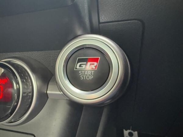 Toyota GR86 2.4 Boxer D-4S Euro 6 2dr