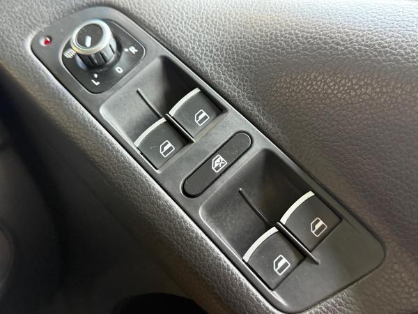 Volkswagen Tiguan 2.0 TDI BlueMotion Tech Match 4WD Euro 5 (s/s) 5dr