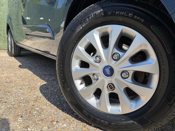 Ford Transit Custom 2.0 300 EcoBlue Limited L2 H1 Euro 6 (s/s) 5dr