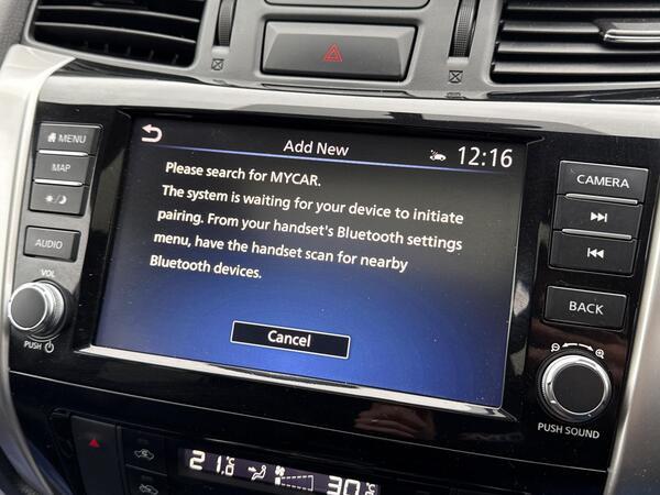 Nissan Navara 2.3 dCi N-Guard Auto 4WD Euro 6 4dr