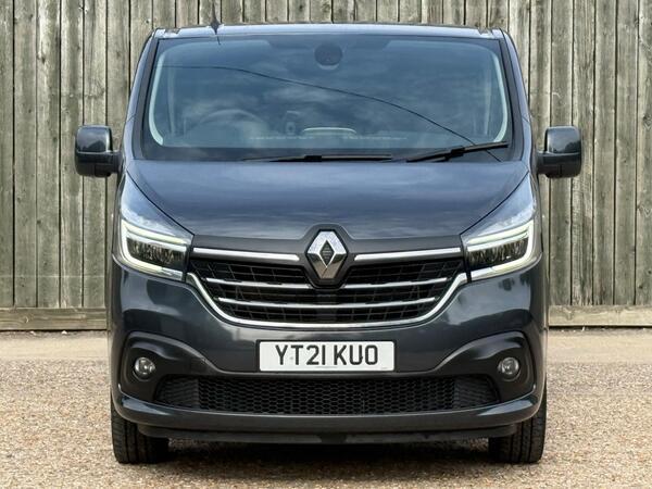 Renault Trafic 2.0 dCi ENERGY 30 Sport Nav Crew Van LWB Euro 6 (s/s) 6dr