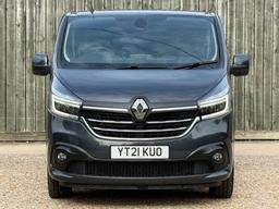 Renault Trafic 2.0 dCi ENERGY 30 Sport Nav Crew Van LWB Euro 6 (s/s) 6dr at 4th