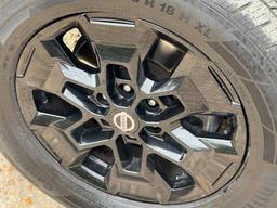 Nissan Navara 2.3 dCi N-Guard Auto 4WD Euro 6 4dr at 36th