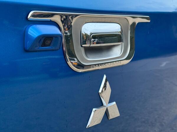 Mitsubishi L200 2.4 DI-D DC Barbarian 4WD Euro 6 4dr