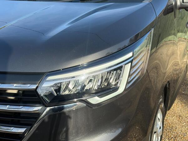 Renault Trafic 2.0 dCi Blue SL28 Business+ L1 H1 Euro 6 (s/s) 5dr