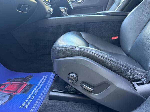 Volvo XC60 2.0 T4 Edition Auto Euro 6 (s/s) 5dr