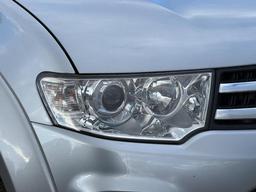 Mitsubishi L200 2.5 DI-D Barbarian 4WD Euro 5 4dr (LB) at 24th