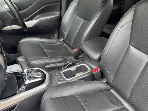 Nissan Navara 2.3 dCi Tekna Auto 4WD Euro 6 4dr