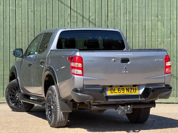 Mitsubishi L200 2.4 DI-D DC Challenger Auto 4WD Euro 6 4dr