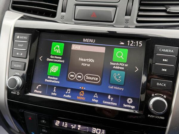 Nissan Navara 2.3 dCi N-Guard Auto 4WD Euro 6 4dr