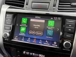 Nissan Navara 2.3 dCi N-Guard Auto 4WD Euro 6 4dr at 5th