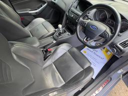 Ford Focus 2.0T EcoBoost ST-3 Euro 6 (s/s) 5dr at 10th