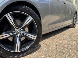 Volvo V90 2.0 D4 R-Design Auto Euro 6 (s/s) 5dr at 33th