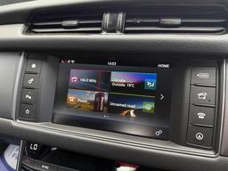 Jaguar XF 2.0d R-Sport Auto Euro 6 (s/s) 4dr at 11th