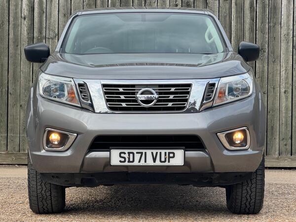 Nissan Navara 2.3 dCi Acenta 4WD Euro 6 (s/s) 4dr
