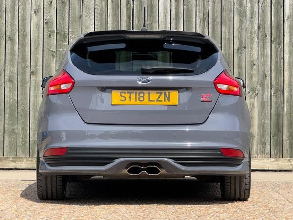 Ford Focus 2.0T EcoBoost ST-3 Euro 6 (s/s) 5dr