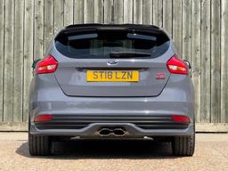Ford Focus 2.0T EcoBoost ST-3 Euro 6 (s/s) 5dr at 5th