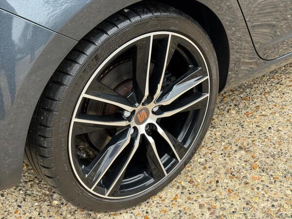 SEAT Leon 2.0 TSI Cupra 290 Lux DSG Euro 6 (s/s) 5dr