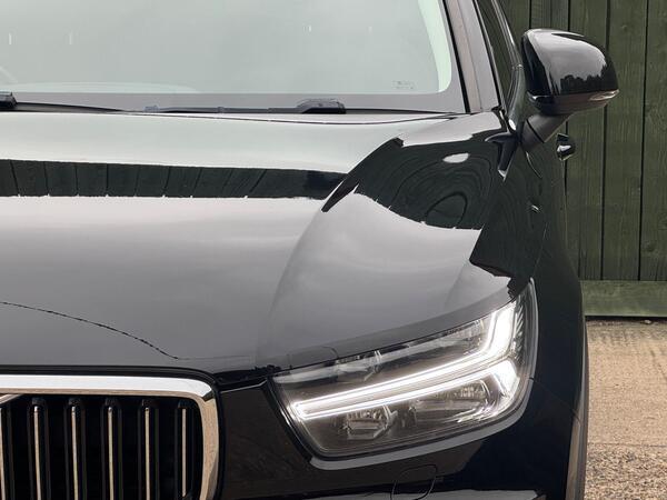 Volvo XC40 2.0 T4 Inscription Pro Auto Euro 6 (s/s) 5dr