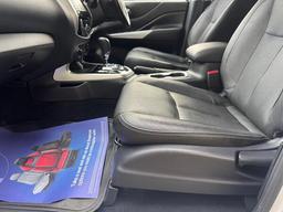 Nissan Navara 2.3 dCi Tekna Auto 4WD Euro 6 4dr at 36th