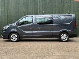 Renault Trafic 2.0 dCi Blue LL30 Sport Crew Van L2 H1 Euro 6 (s/s) 6dr at 12th