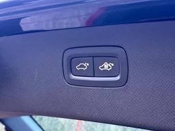 Volvo XC90 2.0 D5 PowerPulse Inscription Auto 4WD Euro 6 (s/s) 5dr at 10th