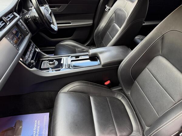 Jaguar XF 2.0d R-Sport Auto Euro 6 (s/s) 4dr