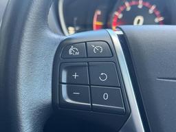 Volvo V40 Cross Country 1.5 T3 Pro Auto Euro 6 (s/s) 5dr at 21th