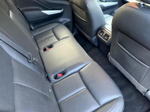 Nissan Navara 2.3 dCi Tekna Auto 4WD Euro 6 4dr