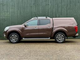Nissan Navara 2.3 dCi Tekna 4WD Euro 6 (s/s) 4dr at 12th
