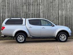 Mitsubishi L200 2.5 DI-D Barbarian 4WD Euro 5 4dr (LB) at 3th