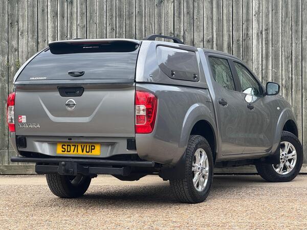 Nissan Navara 2.3 dCi Acenta 4WD Euro 6 (s/s) 4dr
