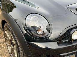 MINI Hatch 1.6 Cooper S Euro 5 (s/s) 3dr at 38th
