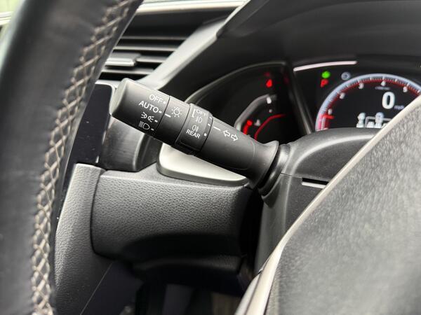 Honda Civic 1.5 VTEC Turbo Sport CVT Euro 6 (s/s) 5dr