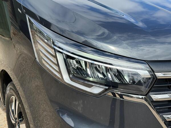 Renault Trafic 2.0 dCi Blue SL28 Sport+ L1 H1 Euro 6 (s/s) 5dr