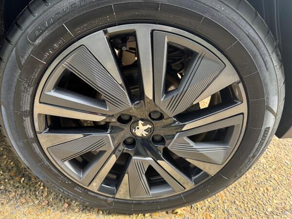 Peugeot E-2008 50kWh GT Auto 5dr