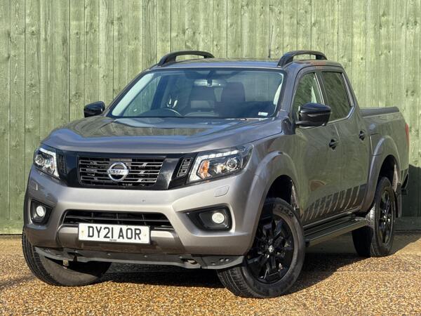Nissan Navara 2.3 dCi N-Guard Auto 4WD Euro 6 4dr